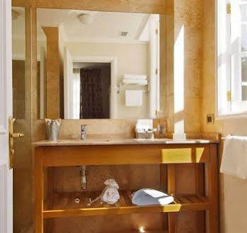 Boutique Le Reve Hotel 4*